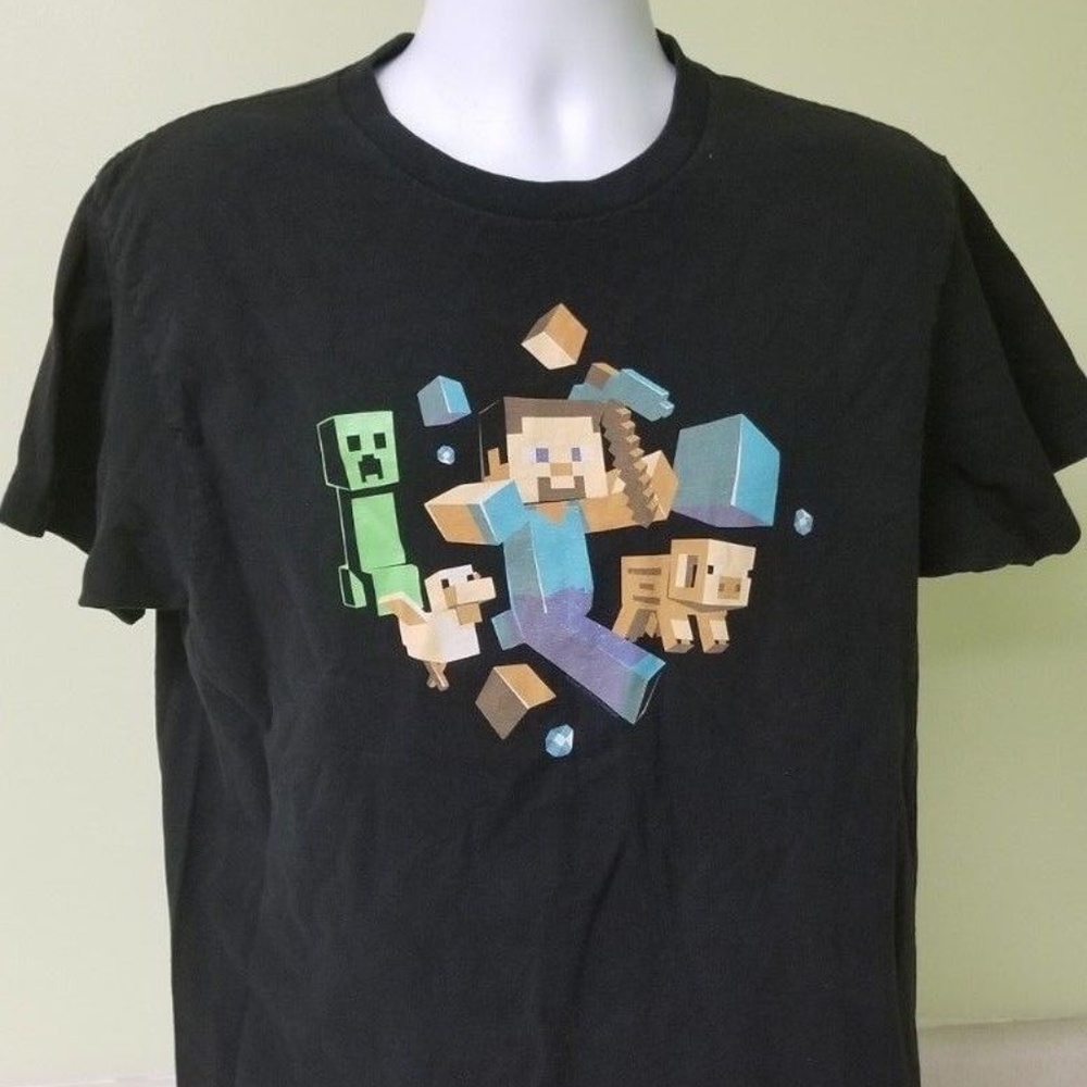 Men's Large T-Shirt - Minecraft - Cool Design!